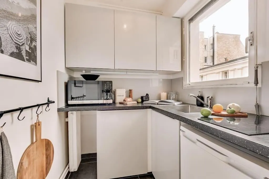 Marini - Studio A Auteuil Paris France